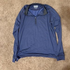 Straight Down men’s large quarter zip.